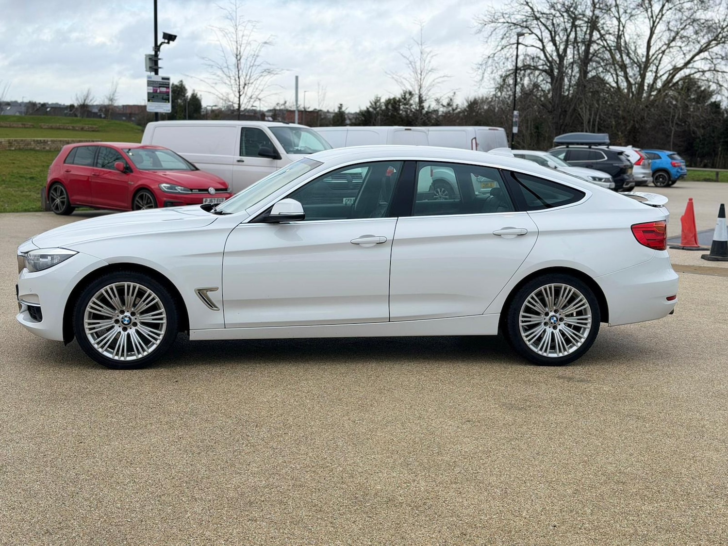 Used BMW 3 Series 2015 for sale - 77592532: Photo 9