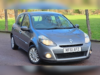 Used Renault Clio 2011 for sale - 77288786: Photo