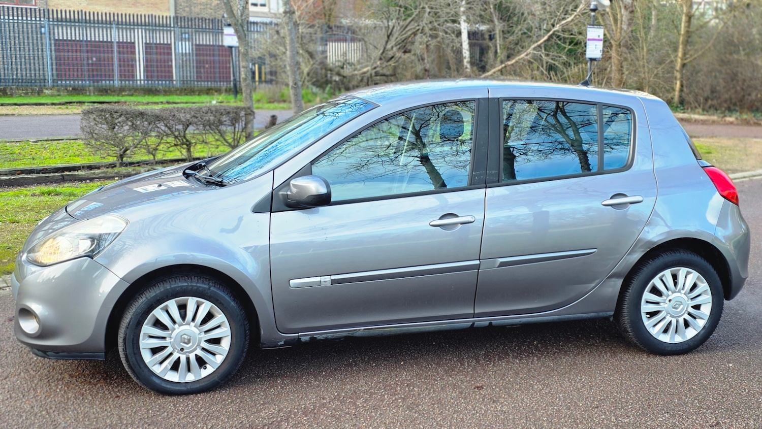 Used Renault Clio 2011 for sale - 77288786: Photo 7