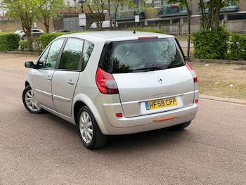 Used Renault Scenic 2009 for sale - 78257571: Photo