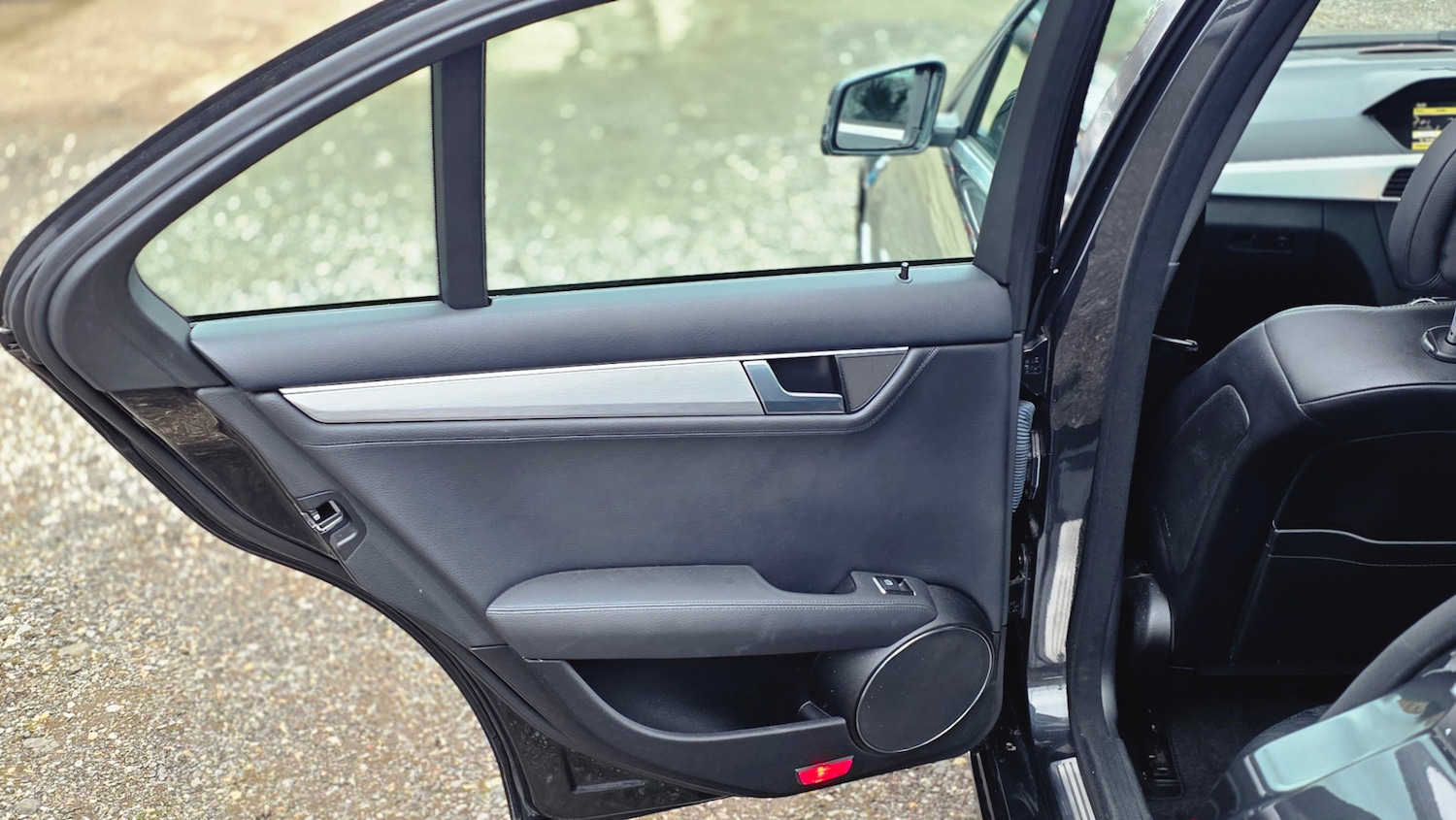 Used Mercedes-Benz C Class 2011 for sale - 77789229: Photo 31