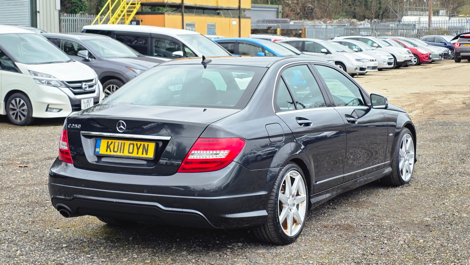 Used Mercedes-Benz C Class 2011 for sale - 77789229: Photo 9