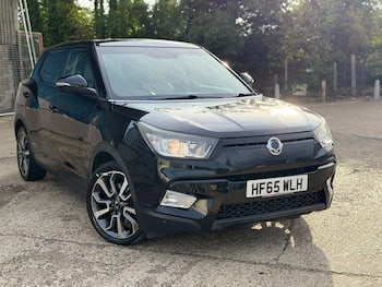 Used Ssangyong Tivoli 2015 for sale - 79755990: Photo