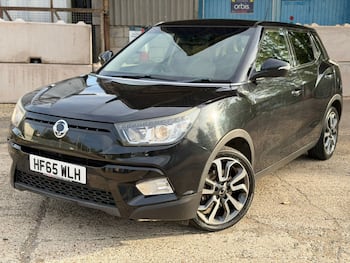 Used Ssangyong Tivoli 2015 for sale - 79755990: Photo
