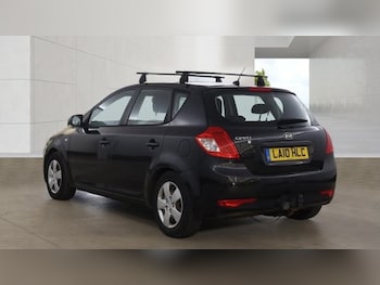 Used Kia Ceed 2010 for sale - 79517704: Photo