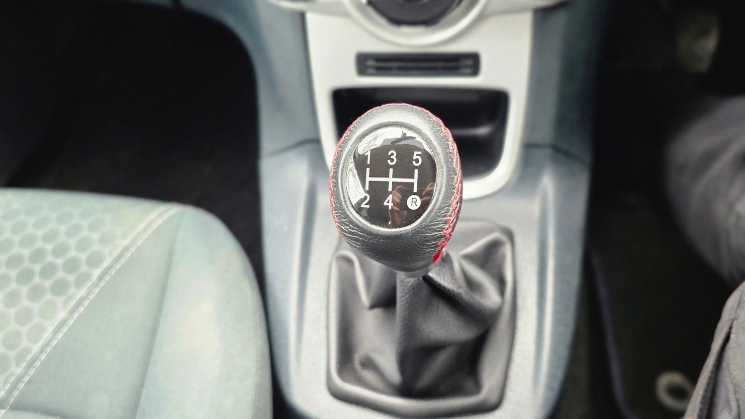 Used Ford Fiesta 2011 for sale - 77902939: Photo 27