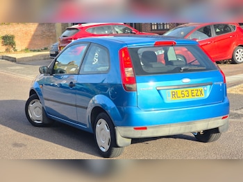 Used Ford Fiesta 2004 for sale - 79470860: Photo