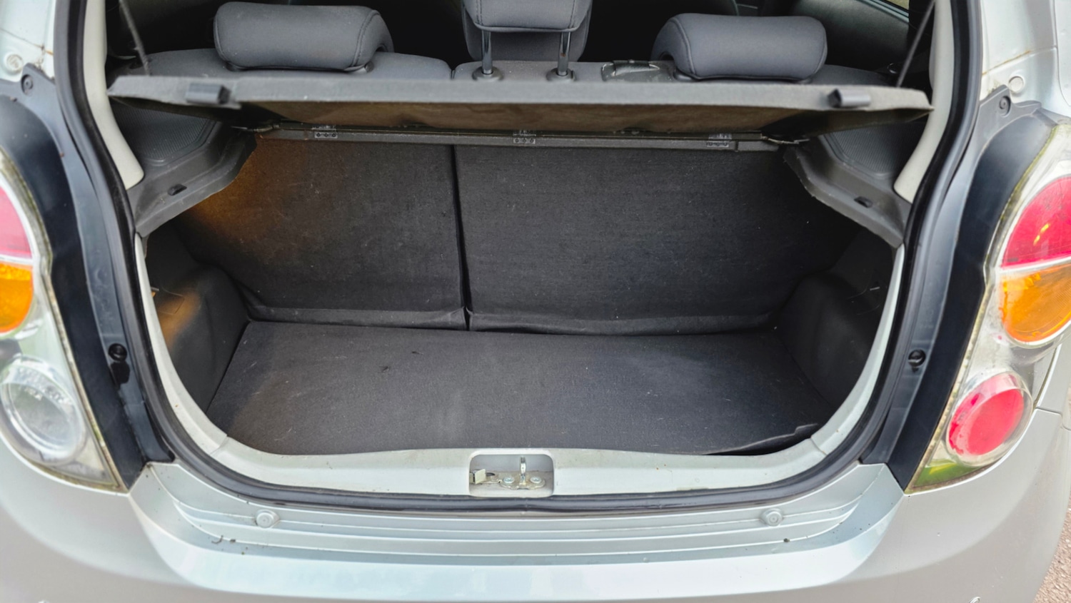 Used Chevrolet Spark 2010 for sale - 77990370: Photo 20