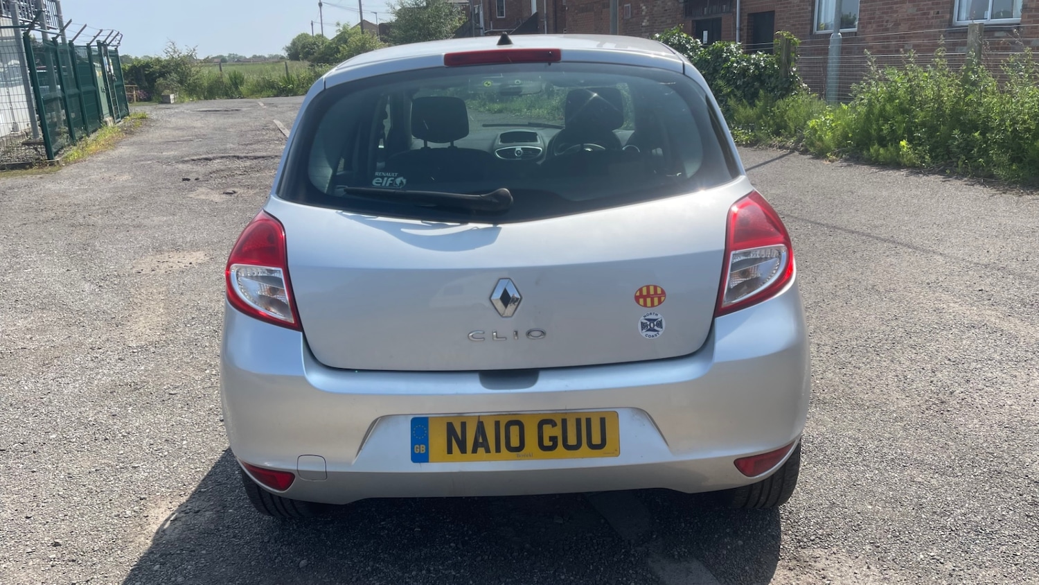 Renault Clio 2010 (10) - 1.2 16V Dynamique 5dr - Image 5