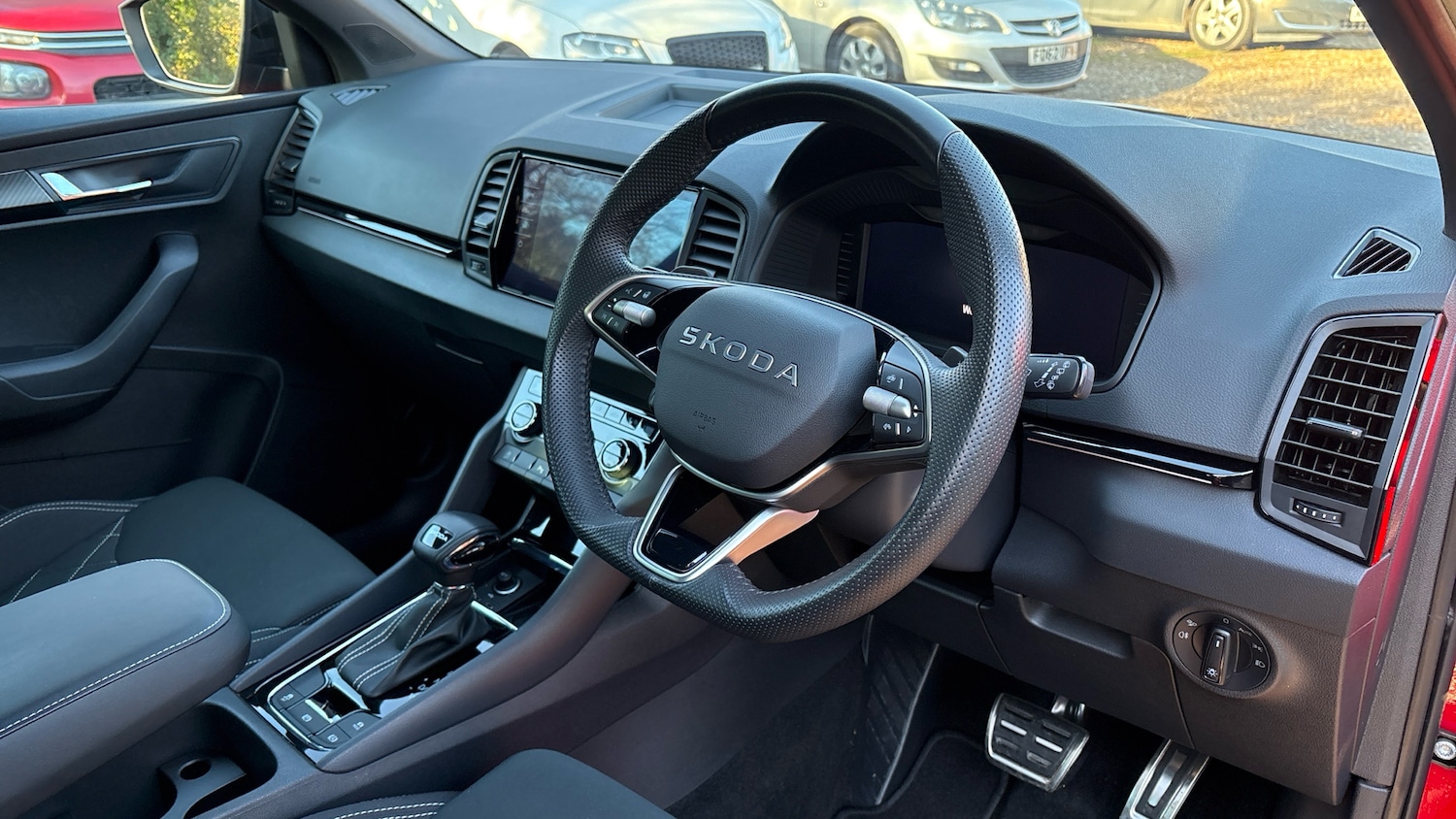 Used Skoda Karoq 2025 for sale - 76882288: Photo 6