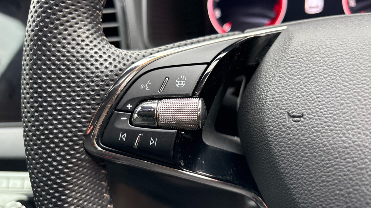 Used Skoda Karoq 2023 for sale - 76479462: Photo 17