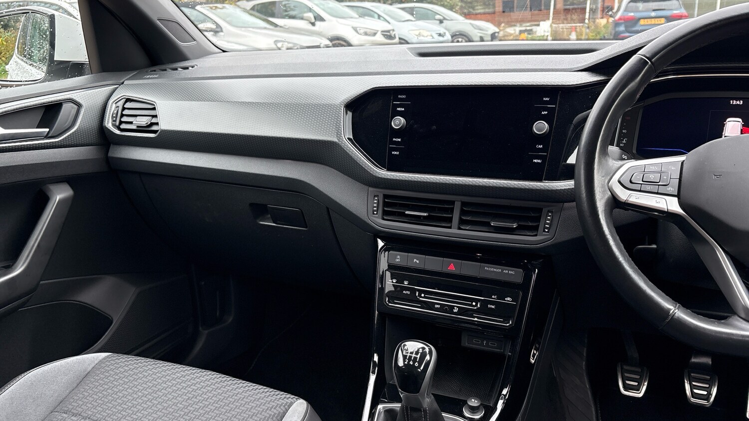 Used Volkswagen T-Cross 2022 for sale - 76479487: Photo 14