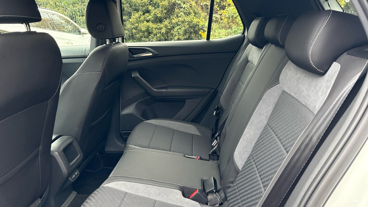 Used Volkswagen T-Cross 2022 for sale - 76479487: Photo 16