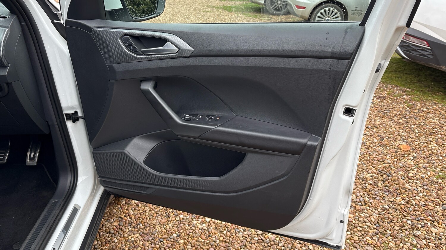 Used Volkswagen T-Cross 2022 for sale - 76479487: Photo 24