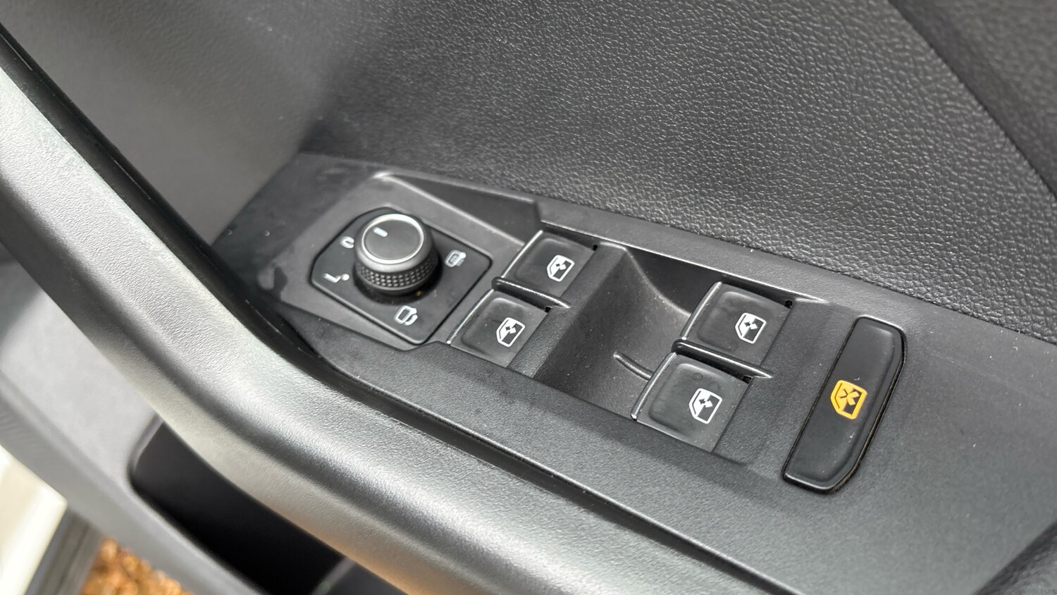 Used Volkswagen T-Cross 2022 for sale - 76479487: Photo 25