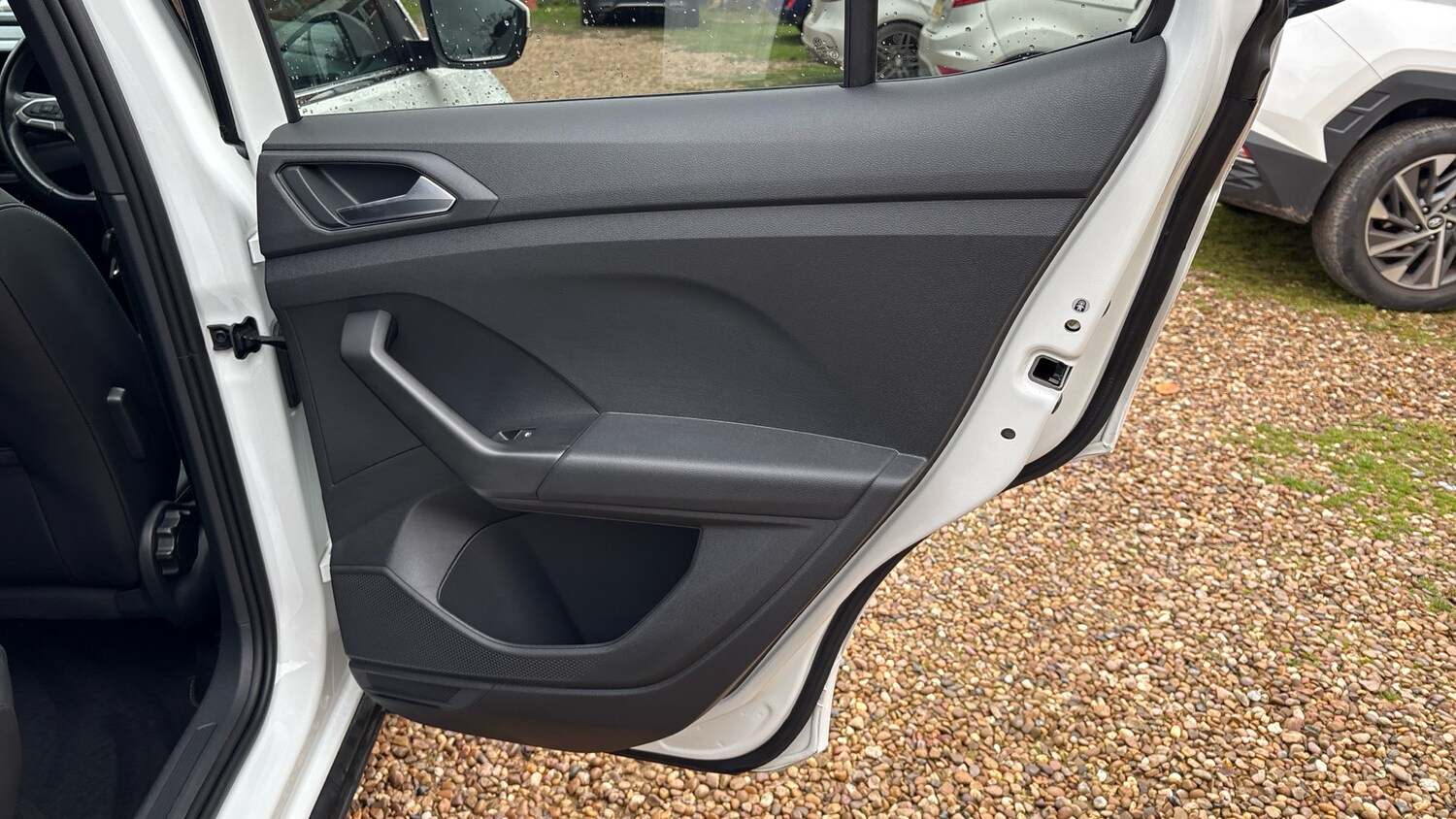 Used Volkswagen T-Cross 2022 for sale - 76479487: Photo 27