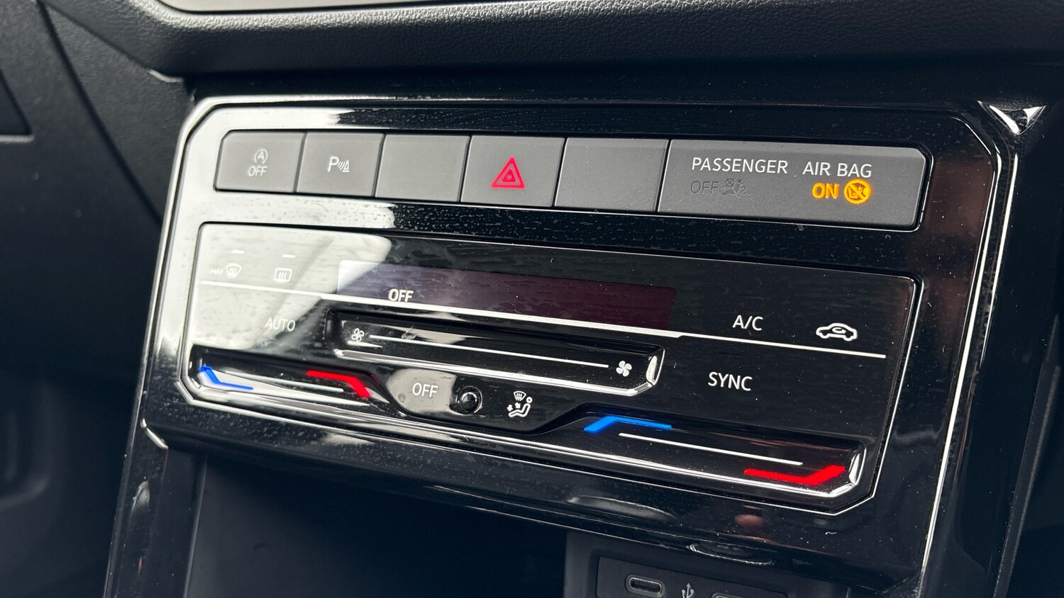 Used Volkswagen T-Cross 2022 for sale - 76479487: Photo 35