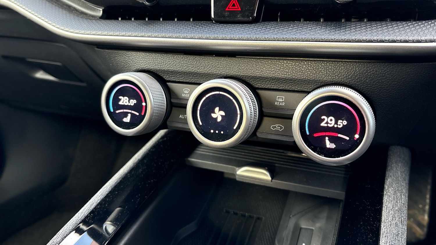 Used Skoda Superb 2025 for sale - 77273520: Photo 13