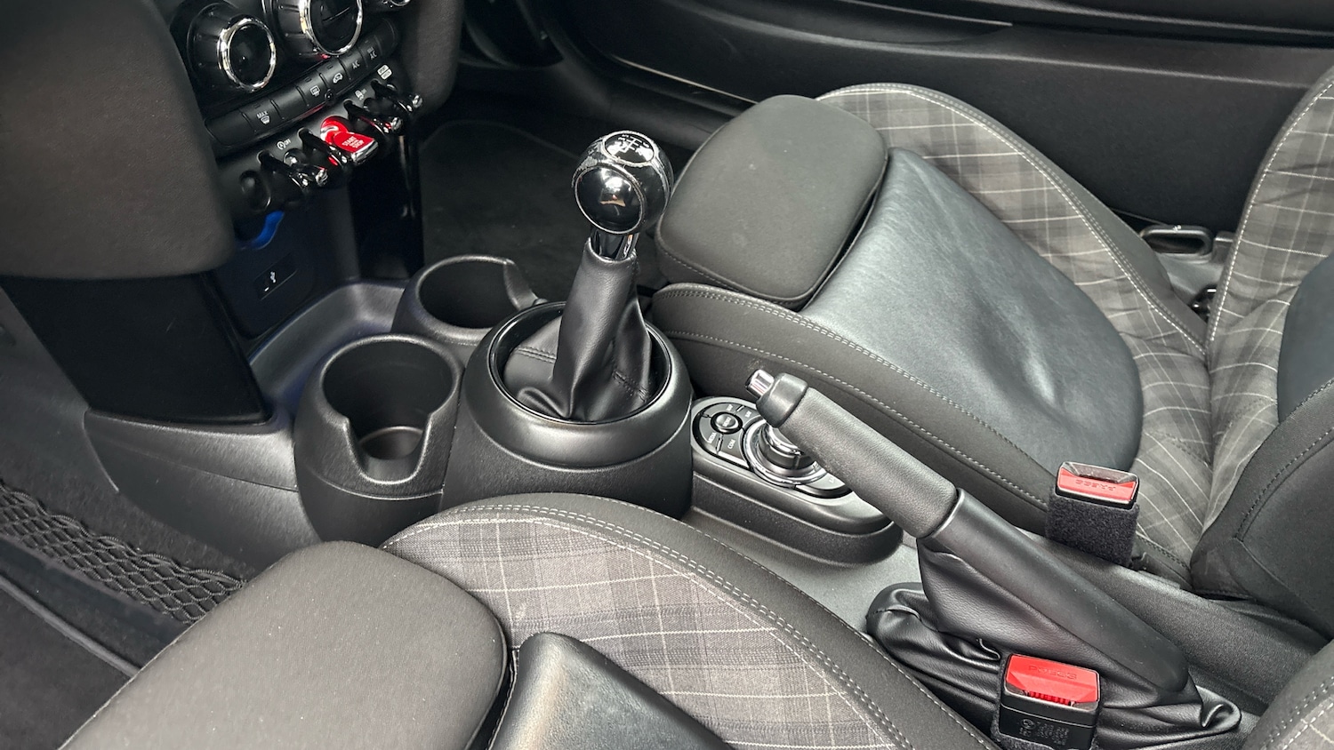 Used MINI Hatch 2018 for sale - 77273522: Photo 28