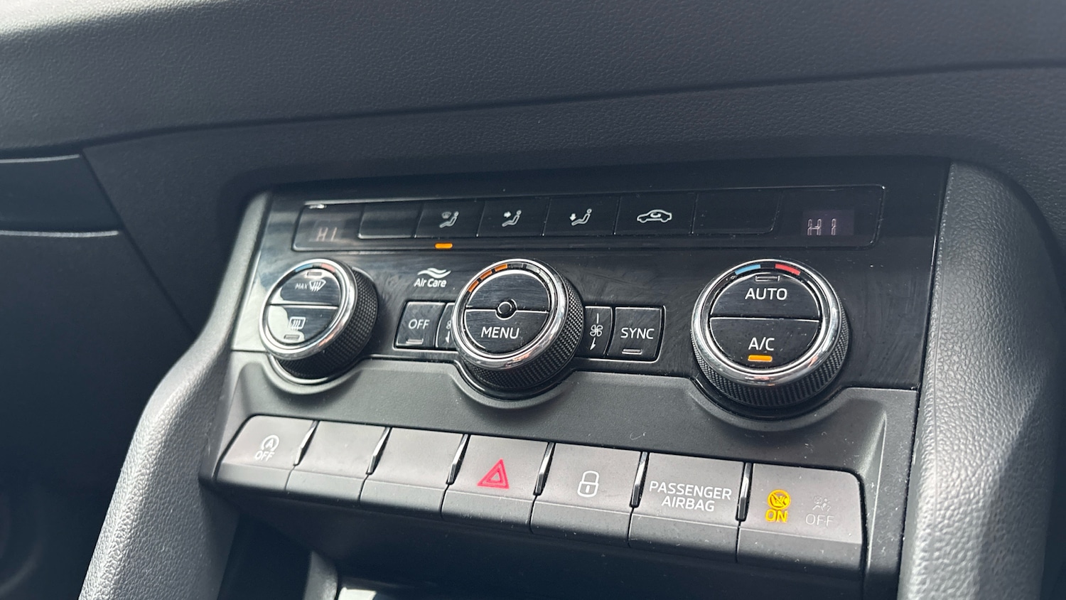 Used Skoda Karoq 2018 for sale - 77298179: Photo 13