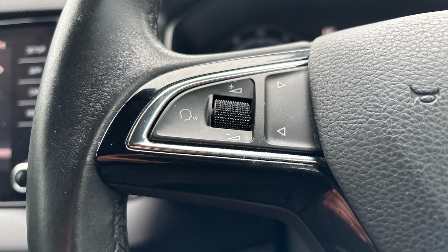 Used Skoda Karoq 2018 for sale - 77298179: Photo 17