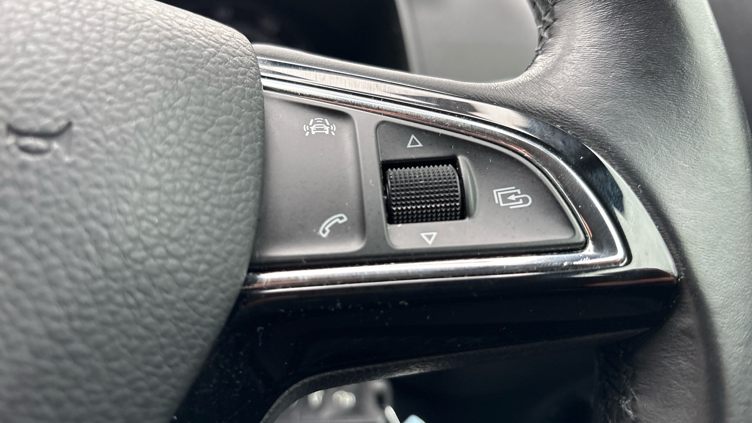 Used Skoda Karoq 2018 for sale - 77298179: Photo 18