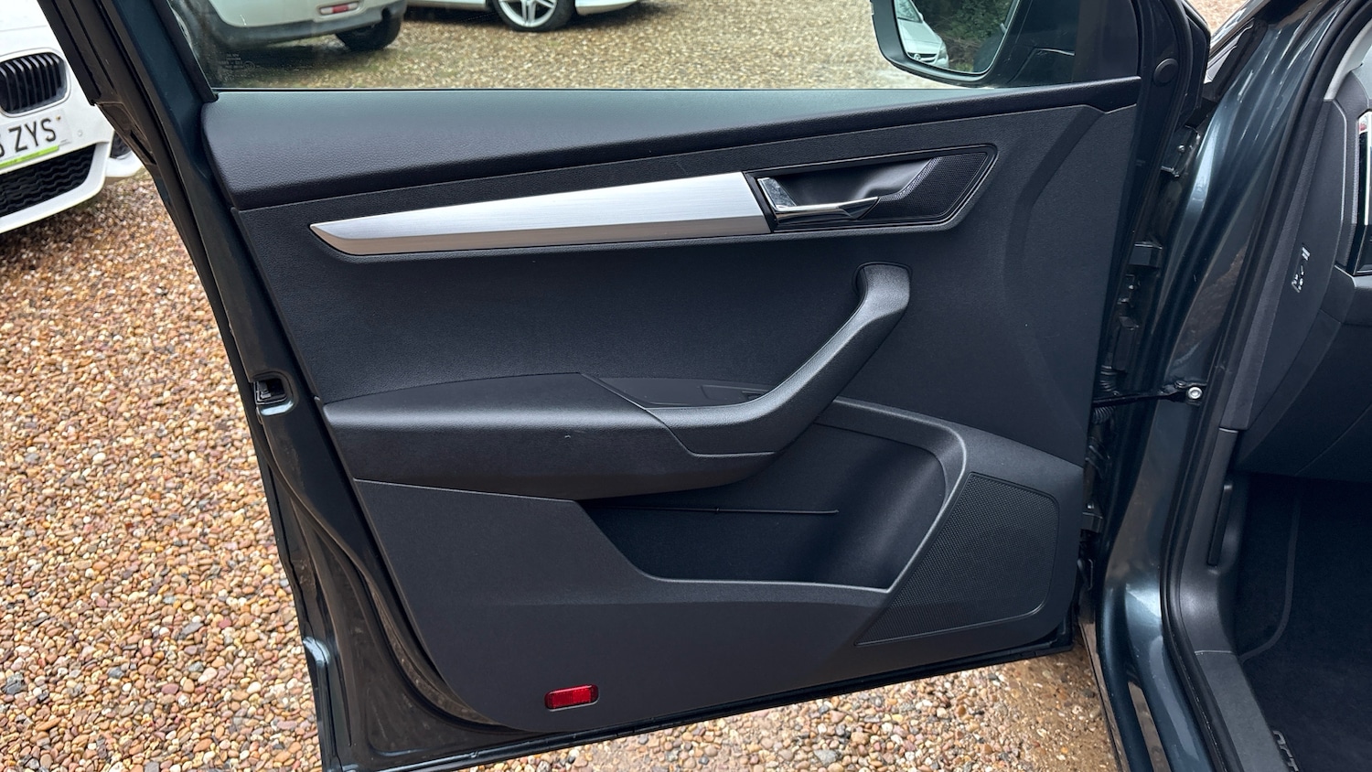 Used Skoda Karoq 2018 for sale - 77298179: Photo 25