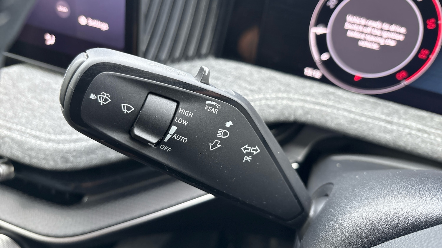 Used Skoda Superb 2024 for sale - 77000961: Photo 38