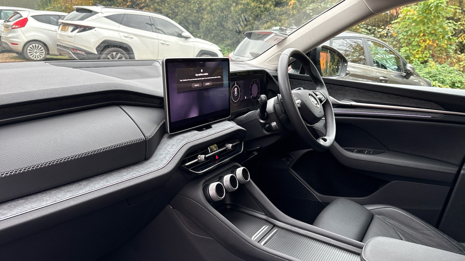 Used Skoda Kodiaq 2024 for sale - 76479493: Photo 2