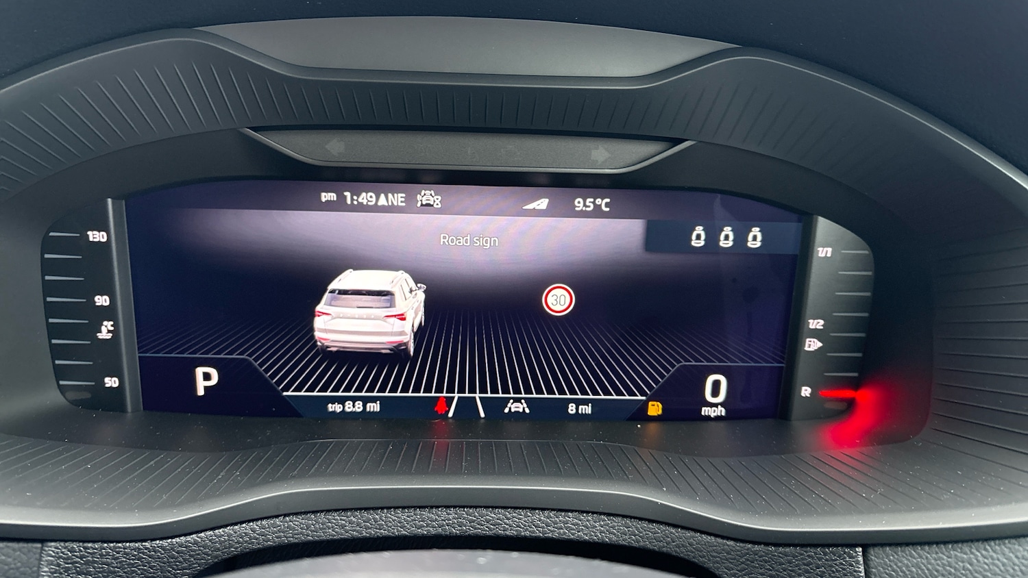 Used Skoda Karoq 2025 for sale - 77201121: Photo 11