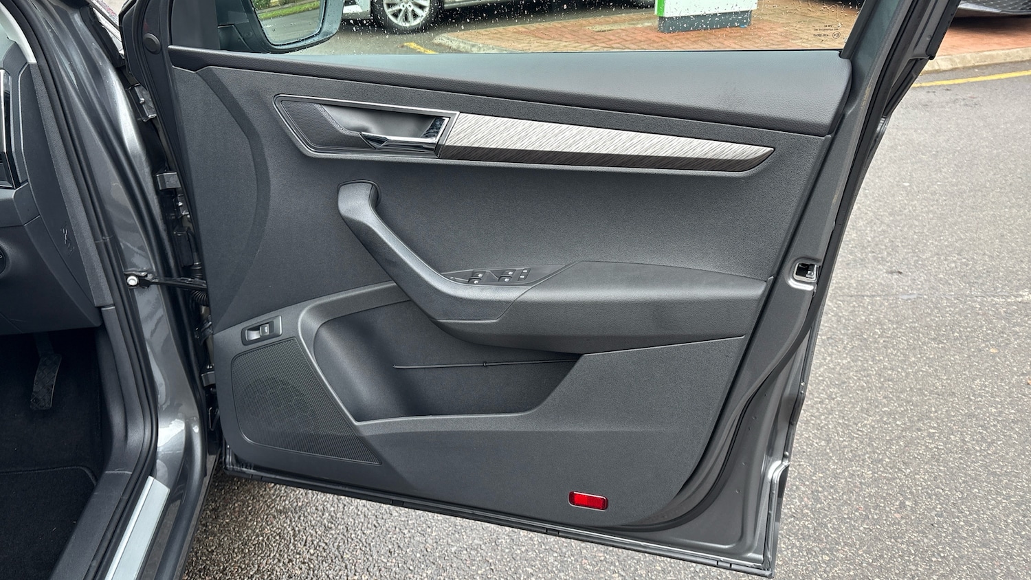 Used Skoda Karoq 2025 for sale - 77201121: Photo 19