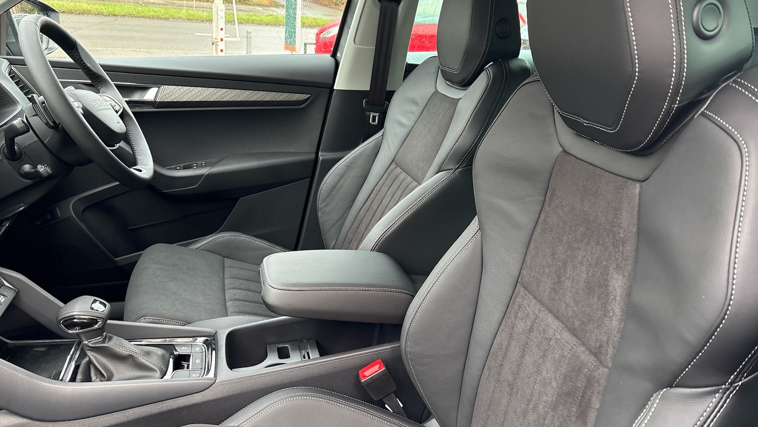 Used Skoda Karoq 2025 for sale - 77201121: Photo 27