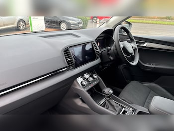 Used Skoda Karoq 2025 for sale - 77201121: Photo