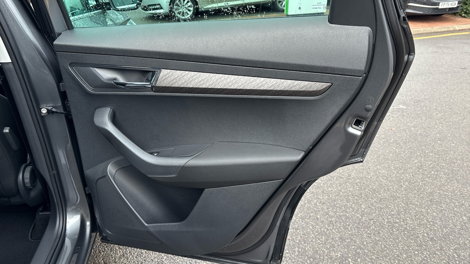 Used Skoda Karoq 2025 for sale - 77201121: Photo 35