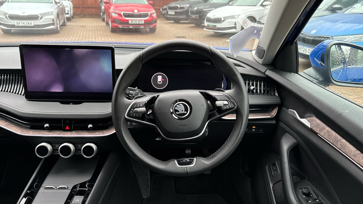 Used Skoda Superb 2025 for sale - 76578500: Photo 10