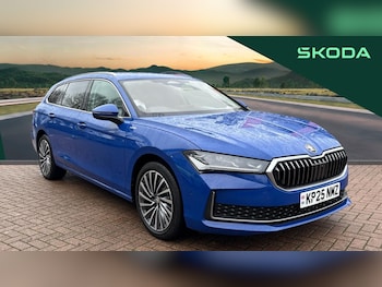 2025 (25) - 2.0 TDI 193 Laurin + Klement 4X4 5dr DSG