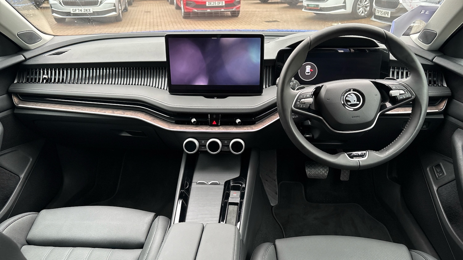 Used Skoda Superb 2025 for sale - 76578500: Photo 9