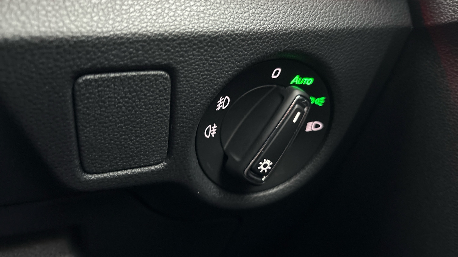 Used Skoda Kamiq 2024 for sale - 77453012: Photo 38