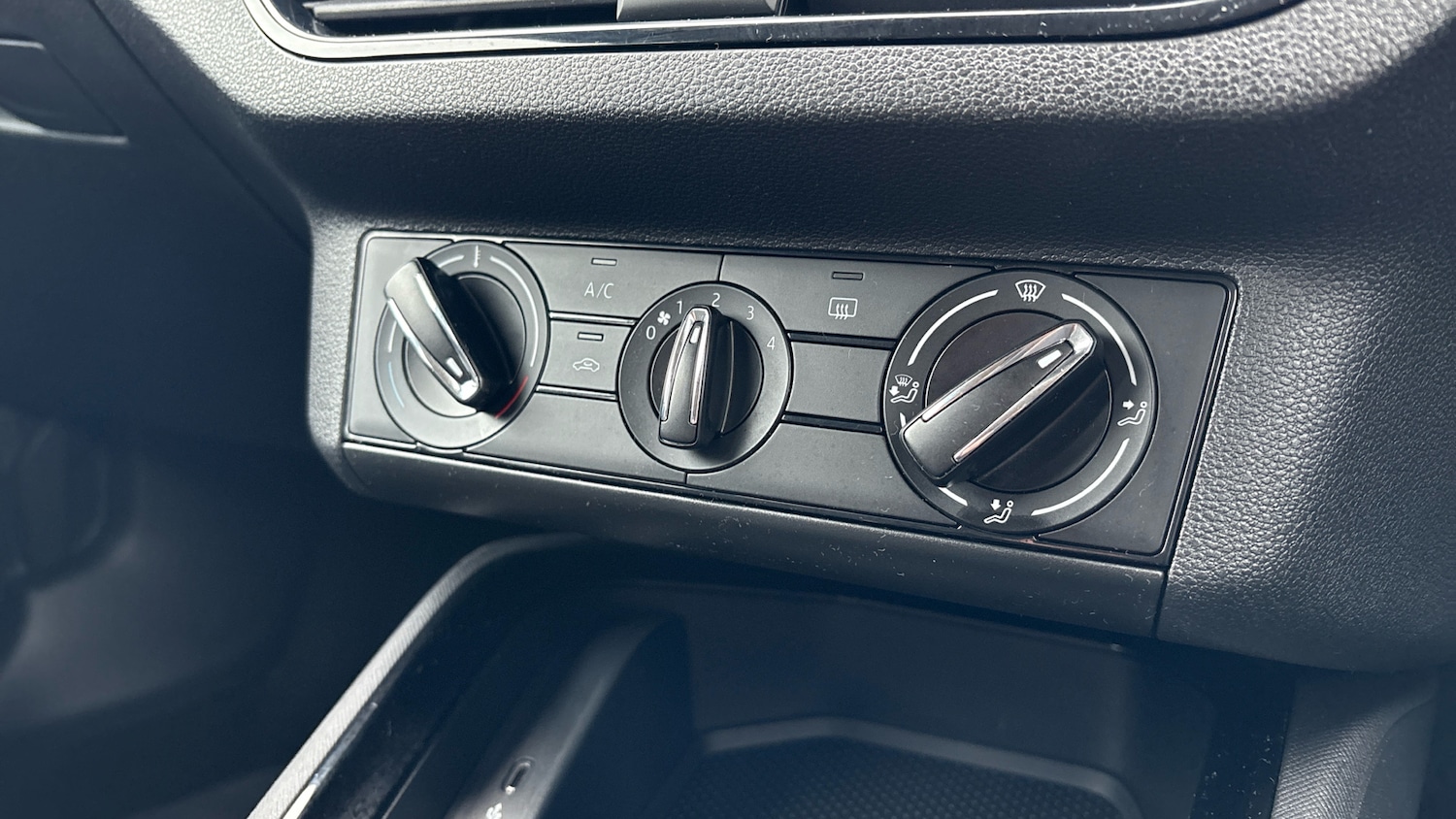 Used Skoda Kamiq 2023 for sale - 77459615: Photo 13