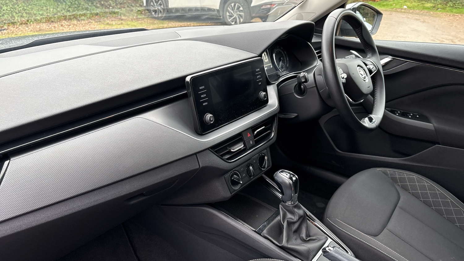 Used Skoda Kamiq 2023 for sale - 77459615: Photo 2