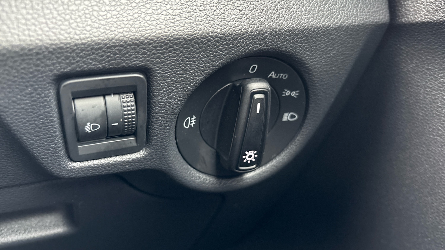 Used Skoda Kamiq 2023 for sale - 77459615: Photo 36