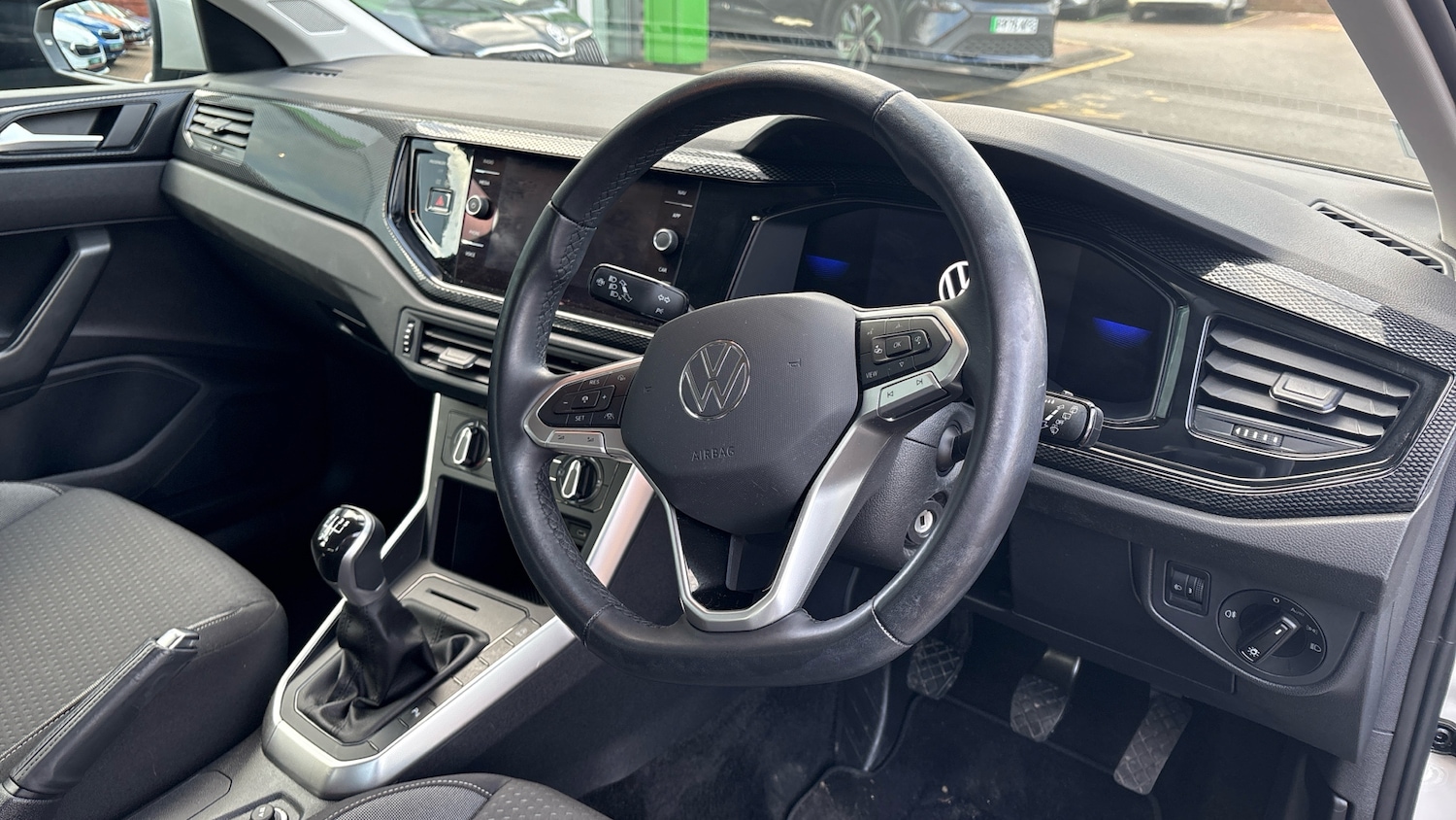 Used Volkswagen Polo 2024 for sale - 77461110: Photo 11