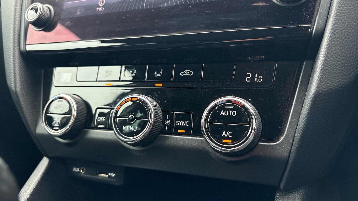 Used Skoda Octavia 2017 for sale - 77367479: Photo 39