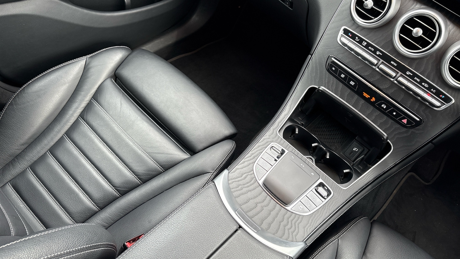 Used Mercedes-Benz GLC 2020 for sale - 78081602: Photo 14