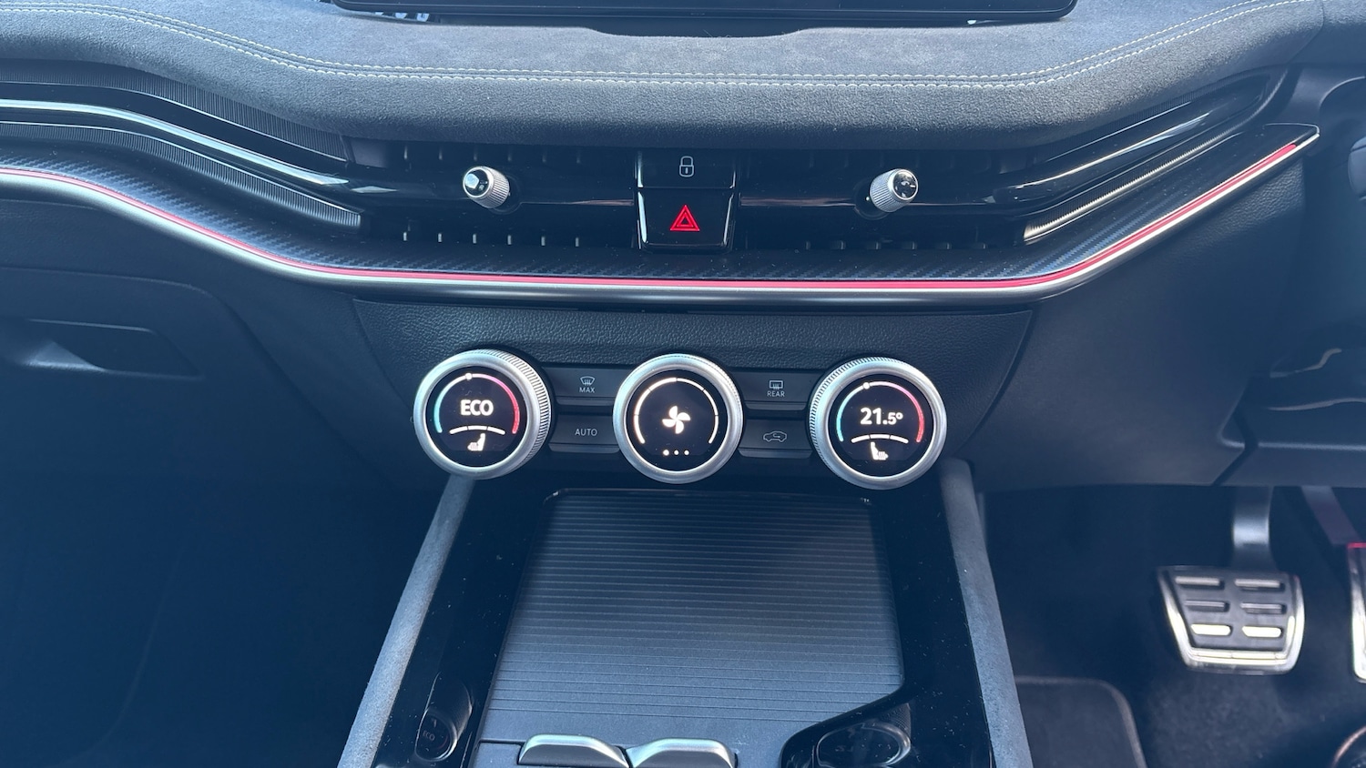 Used Skoda Superb 2025 for sale - 77206902: Photo 13