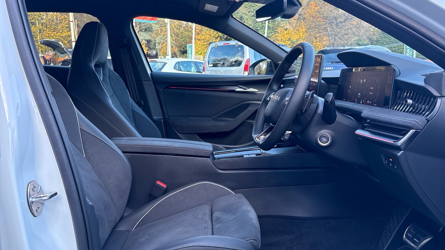 Used Skoda Superb 2025 for sale - 77206902: Photo 15