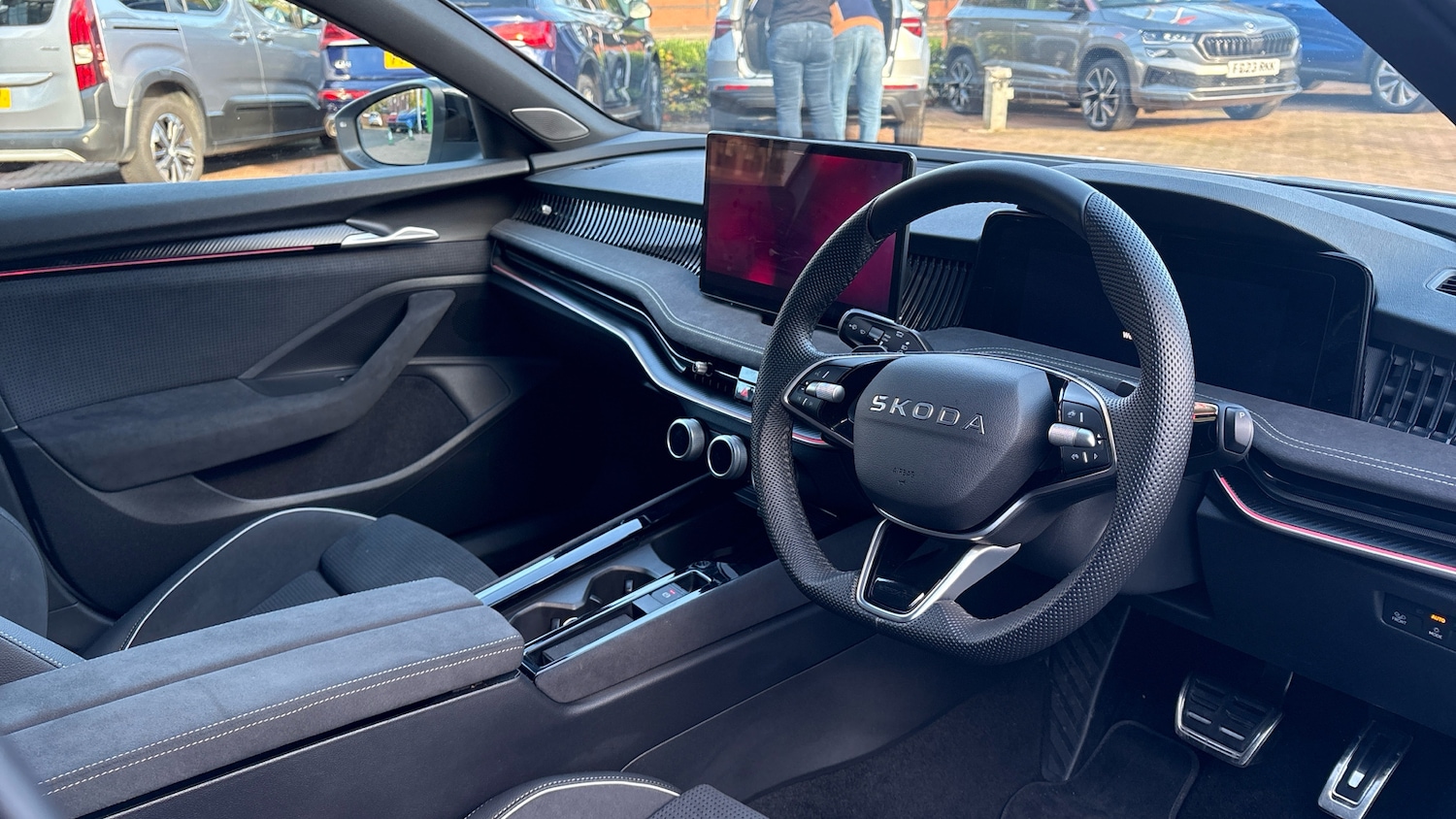 Used Skoda Superb 2025 for sale - 77206902: Photo 6