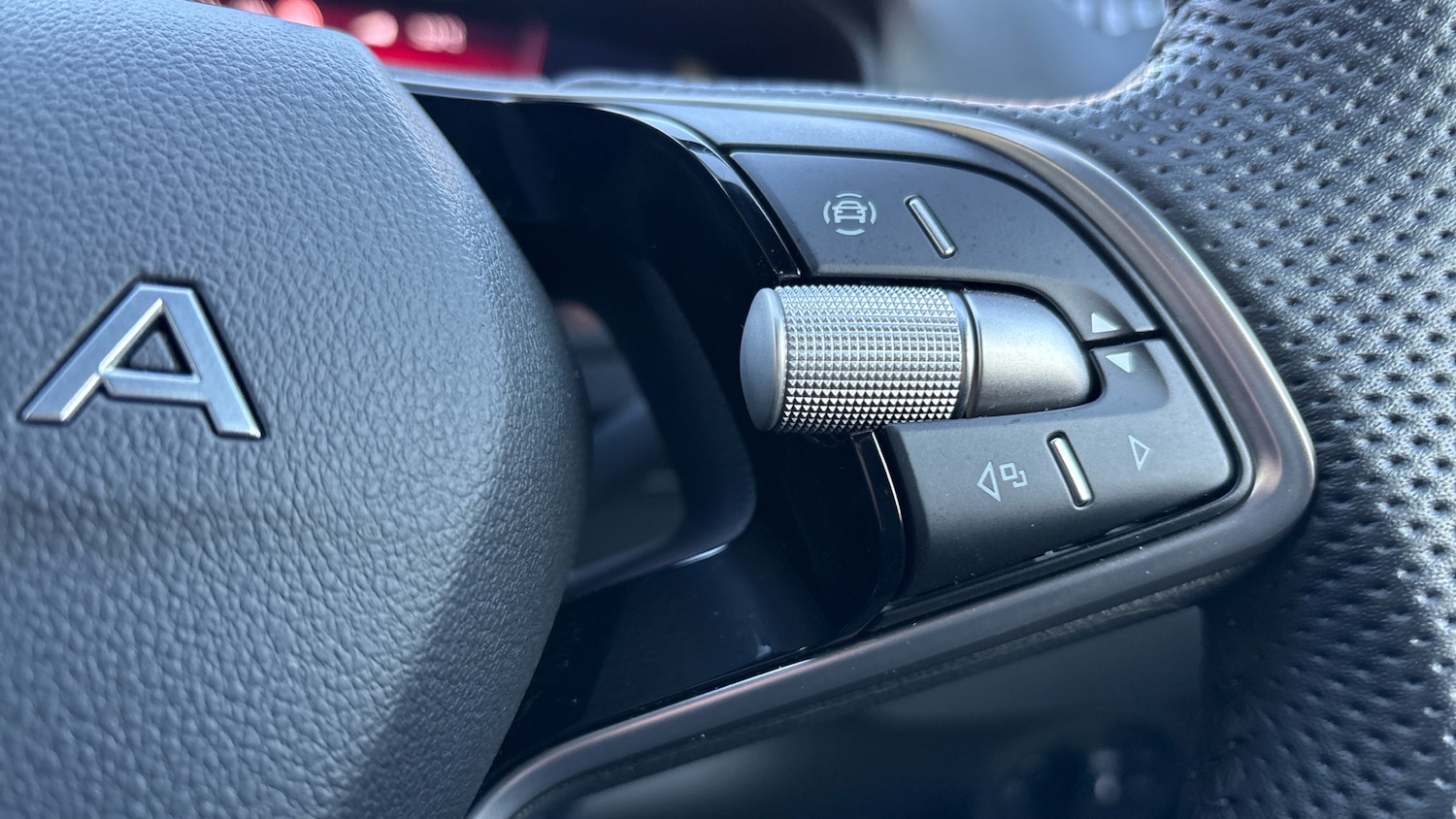 Used Skoda Karoq 2025 for sale - 77282955: Photo 18