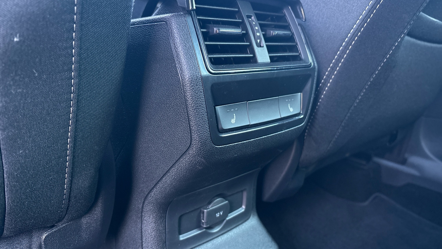 Used Skoda Karoq 2025 for sale - 77282955: Photo 31