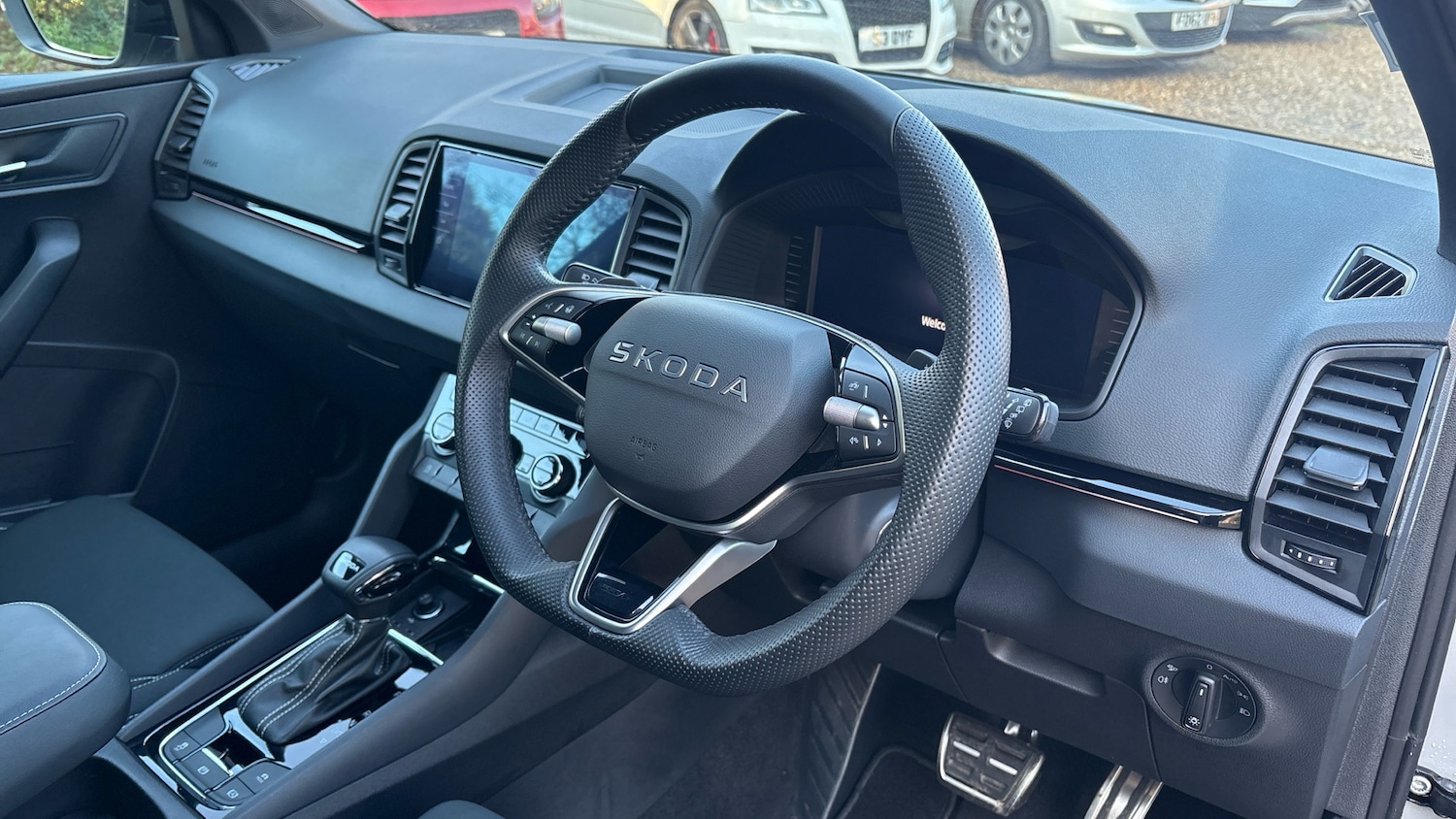 Used Skoda Karoq 2025 for sale - 77282955: Photo 6